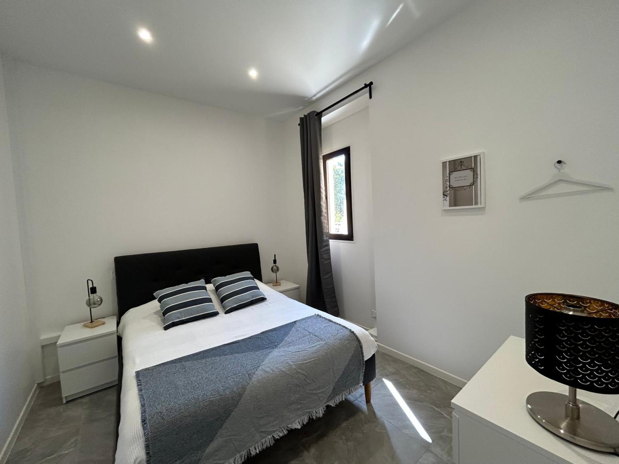 Residence "A Torbia" , 4 Appartements De 2 A 6 Personnes La Turbie Chambre photo