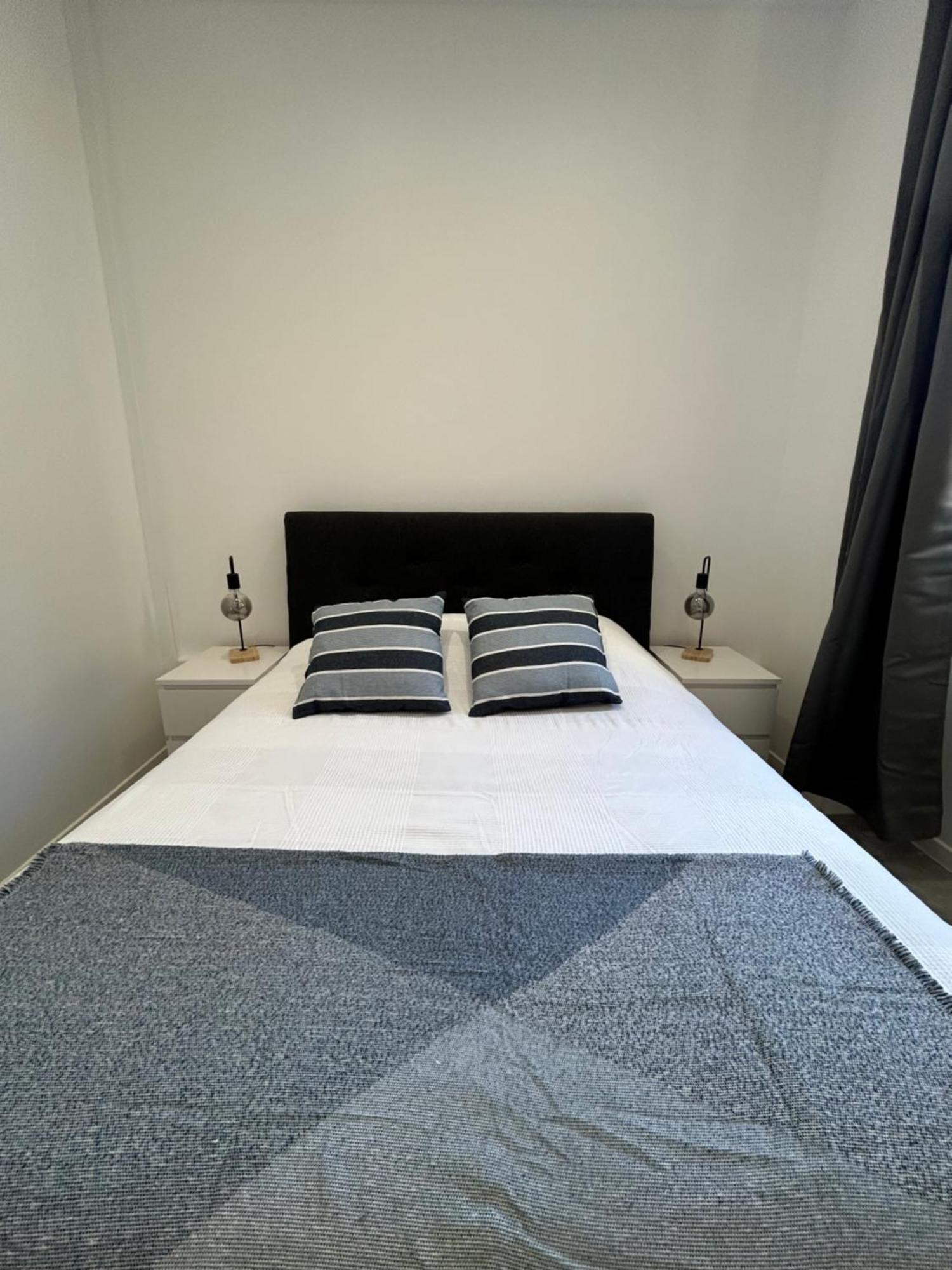 Residence "A Torbia" , 4 Appartements De 2 A 6 Personnes La Turbie Chambre photo
