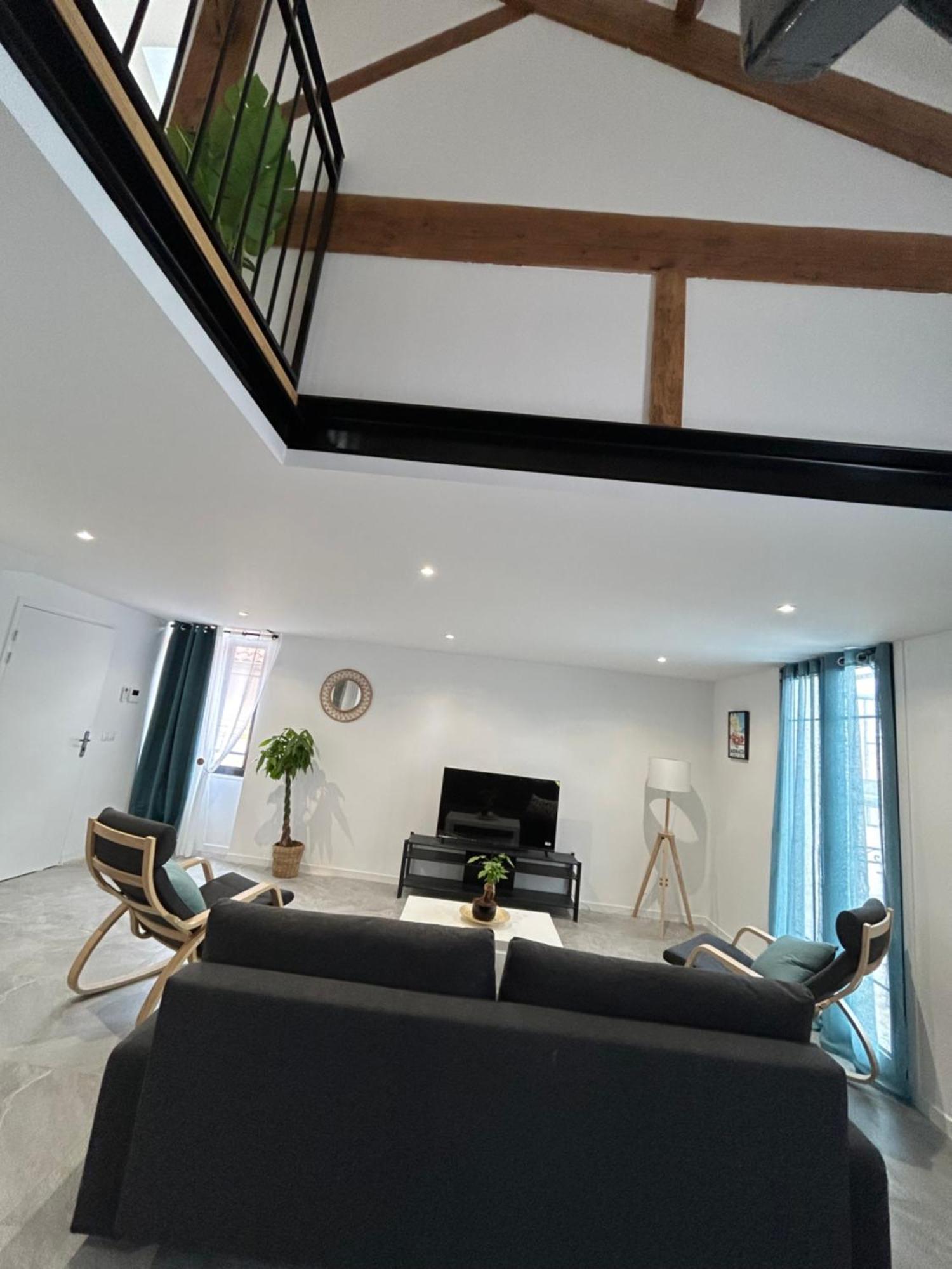 Residence "A Torbia" , 4 Appartements De 2 A 6 Personnes La Turbie Chambre photo