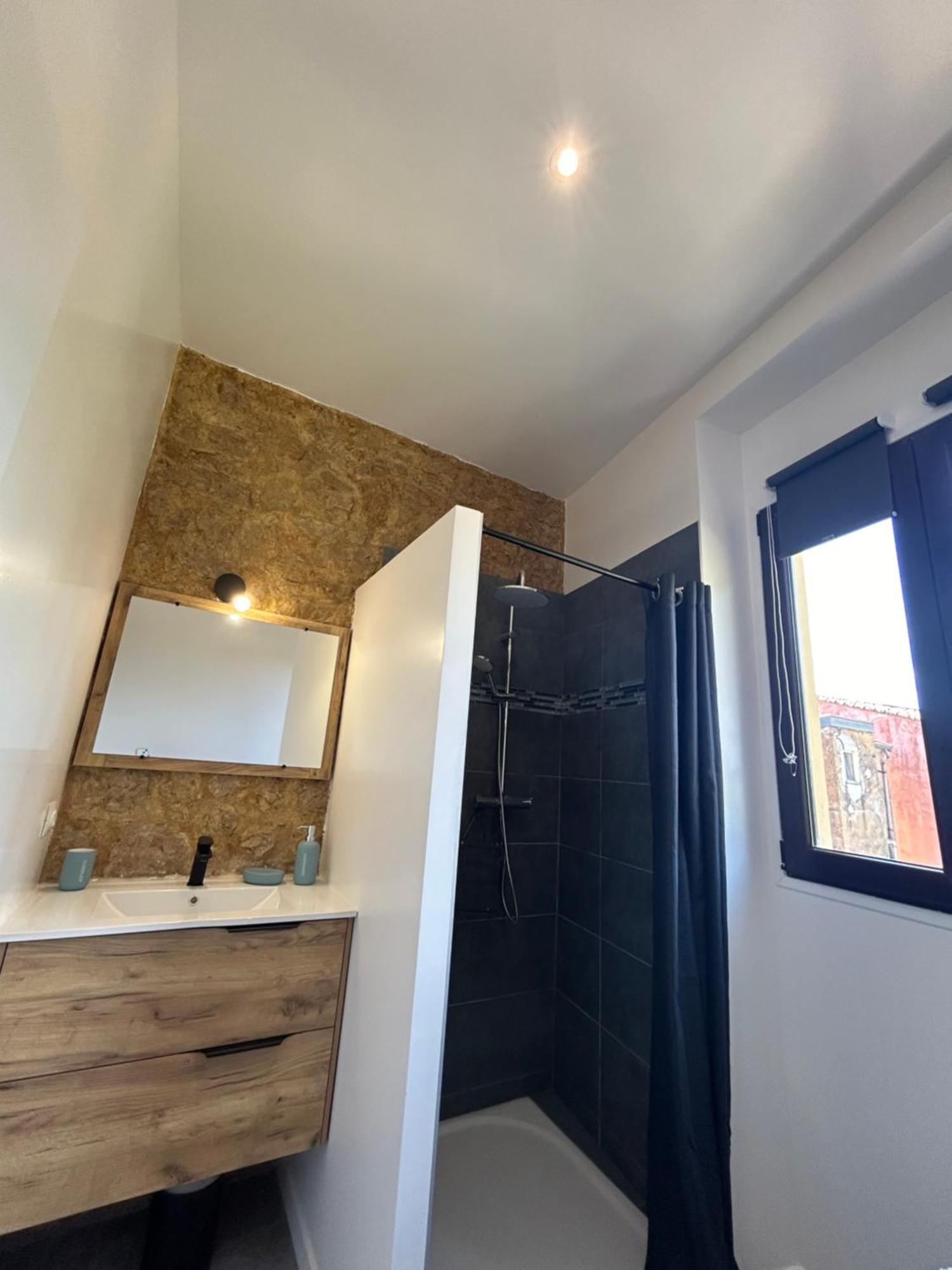 Residence "A Torbia" , 4 Appartements De 2 A 6 Personnes La Turbie Chambre photo