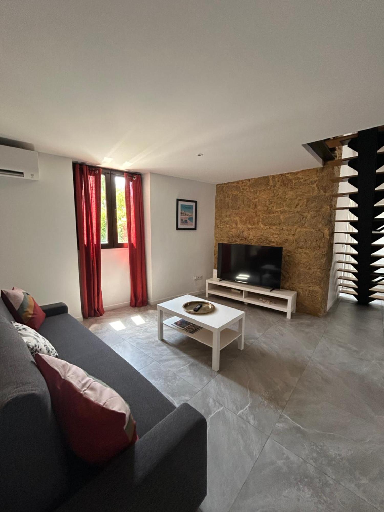 Residence "A Torbia" , 4 Appartements De 2 A 6 Personnes La Turbie Chambre photo